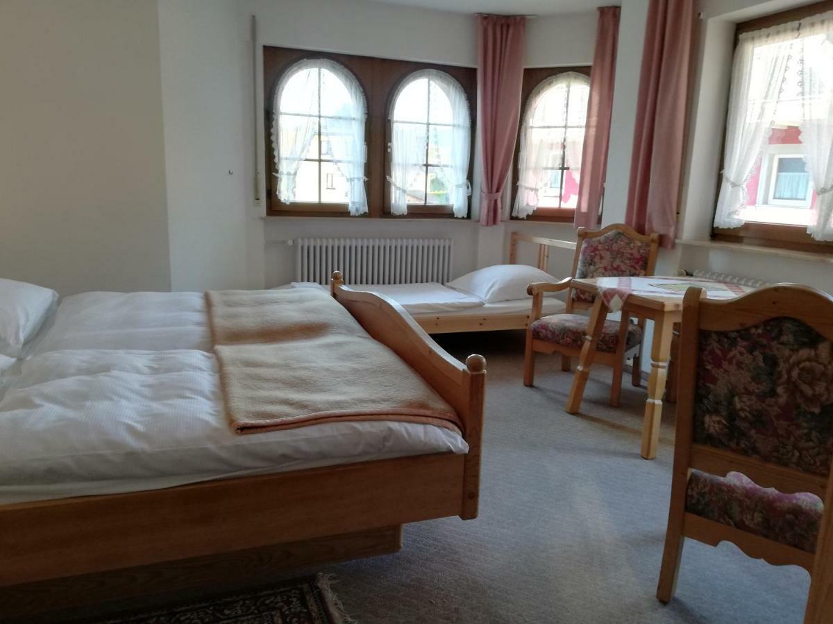 Gaestehaus Roessle Roetenbach  Экстерьер фото